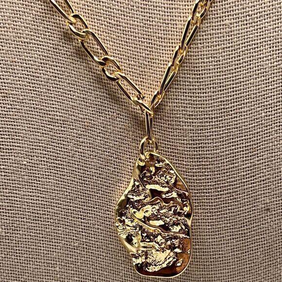AQUA Hammered Nugget & Chain Link Pendant Necklace Gold Tone 21"-24" NWT - Picture 3 of 5